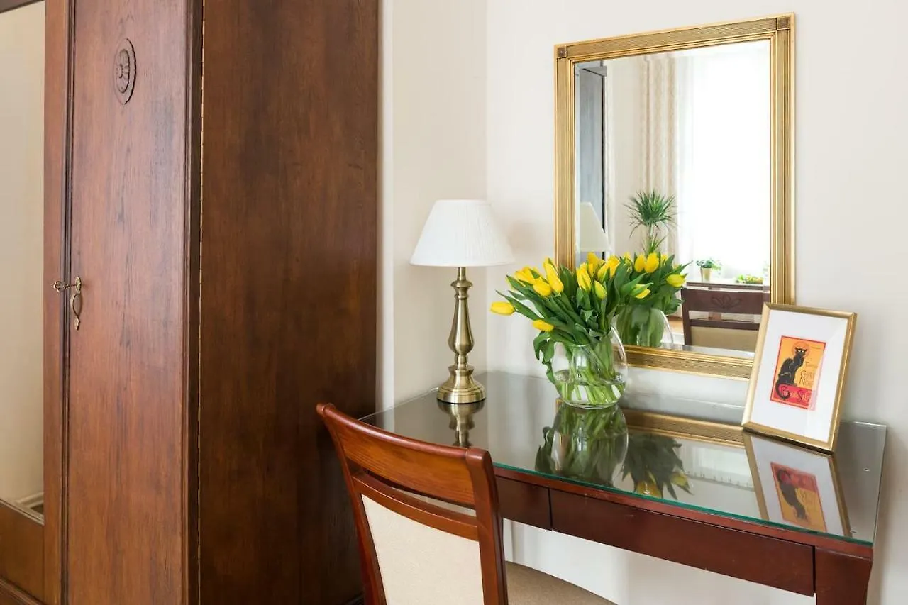 Belle Epoque I, Luxury Suite 50M To Main Square Krakow 0*,  Poland