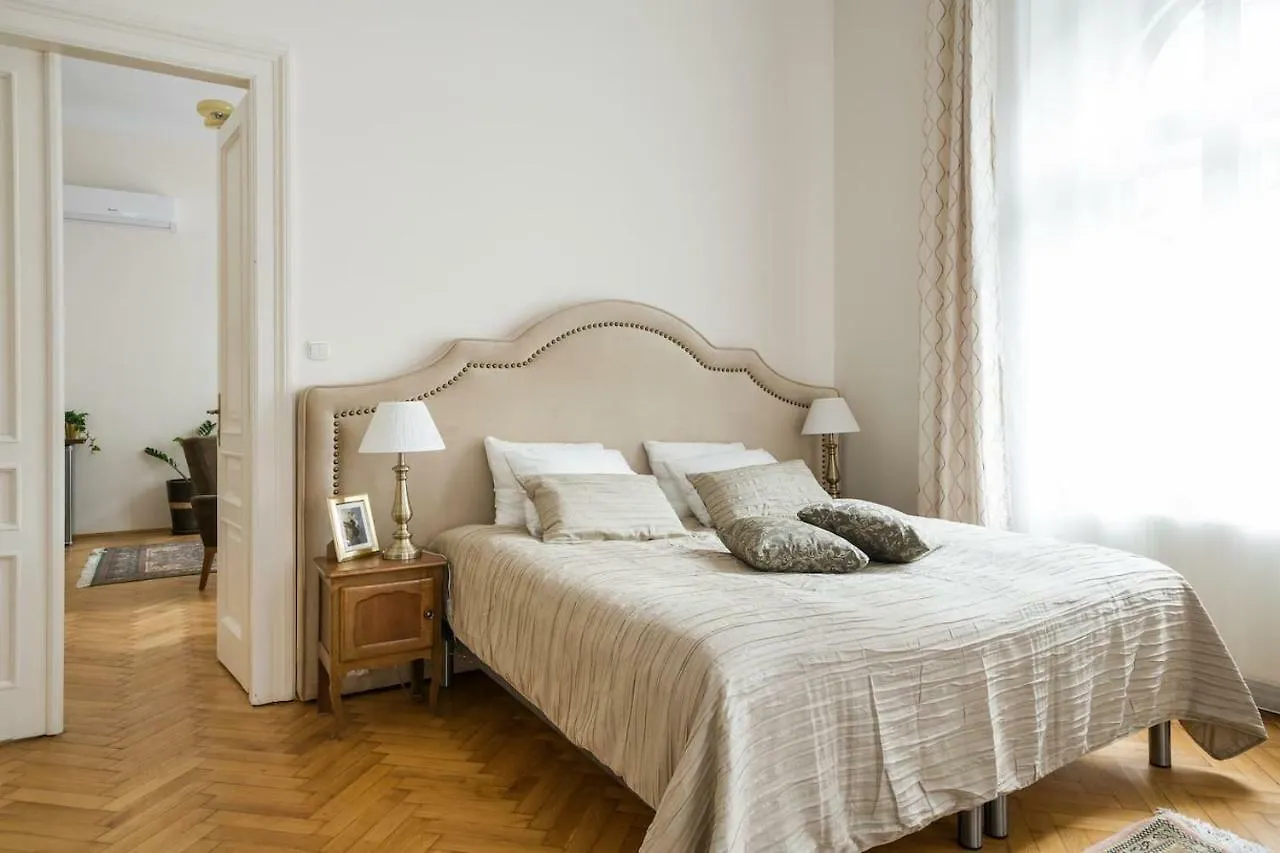 Belle Epoque I, Luxury Suite 50M To Main Square Krakow 0*,
